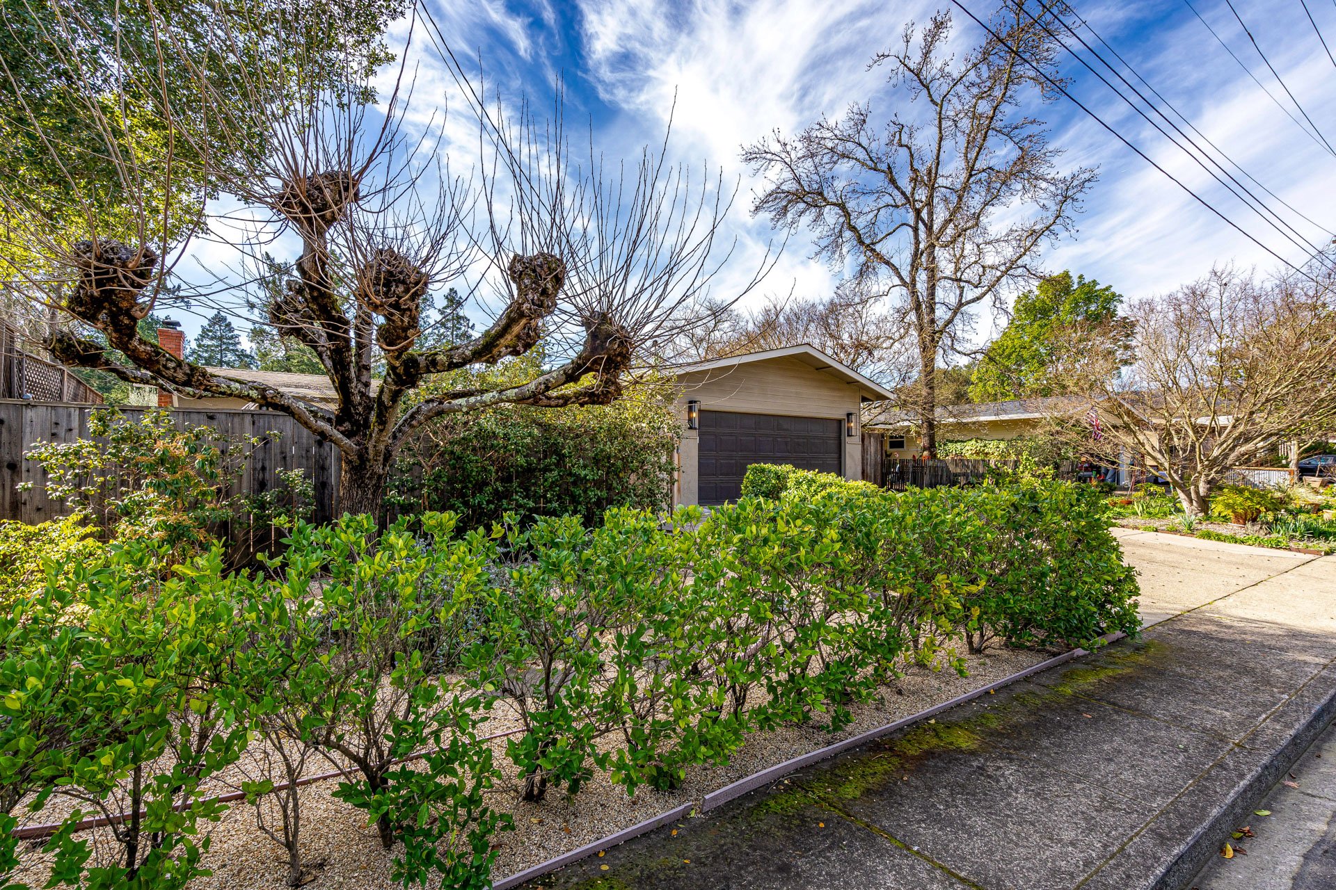 07_Napa-Valley_Luxury-Home_Sothebys_June-2025.jpg