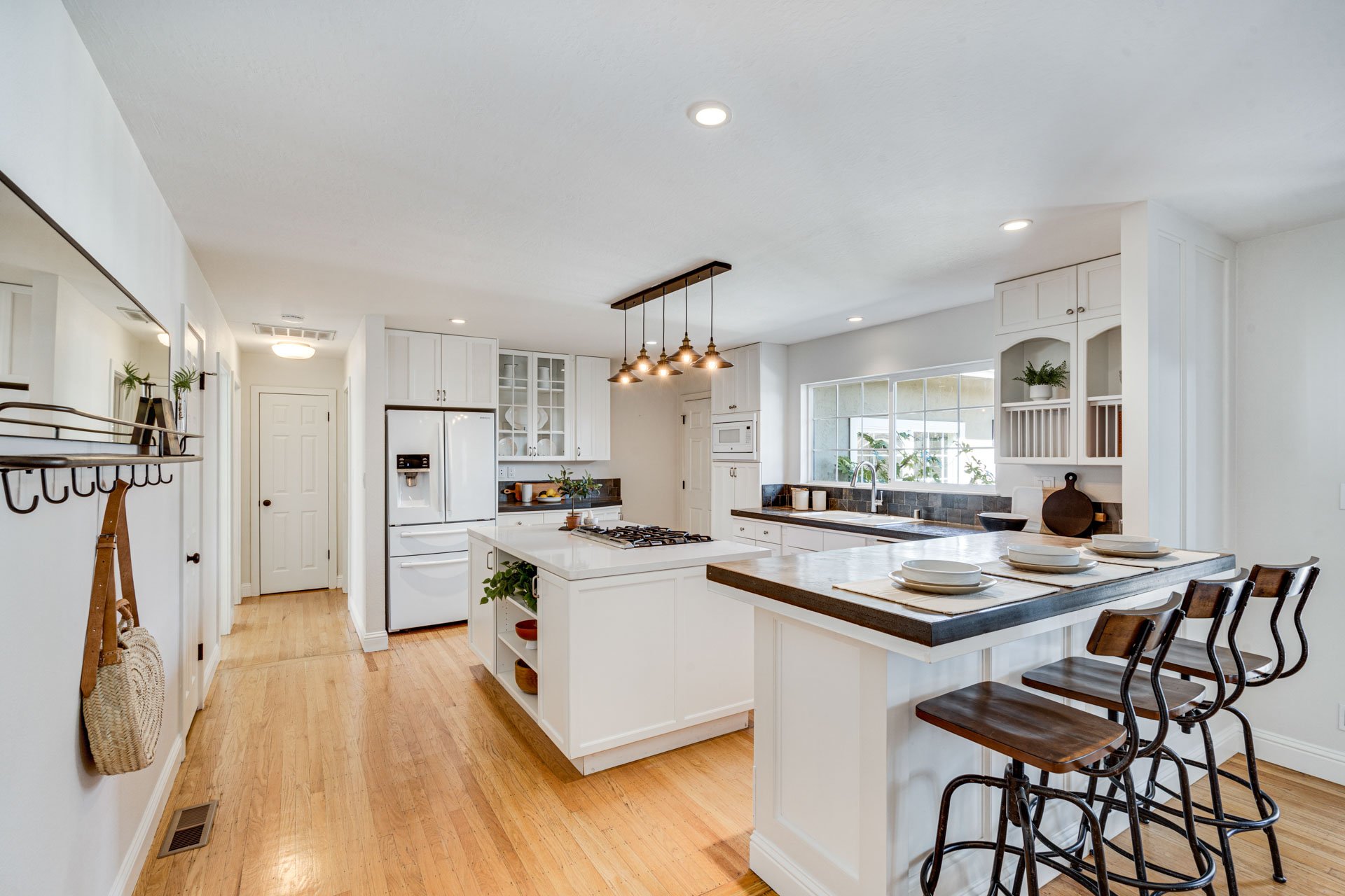 19_Napa-Valley_Luxury-Home_Sothebys_June-2025.jpg