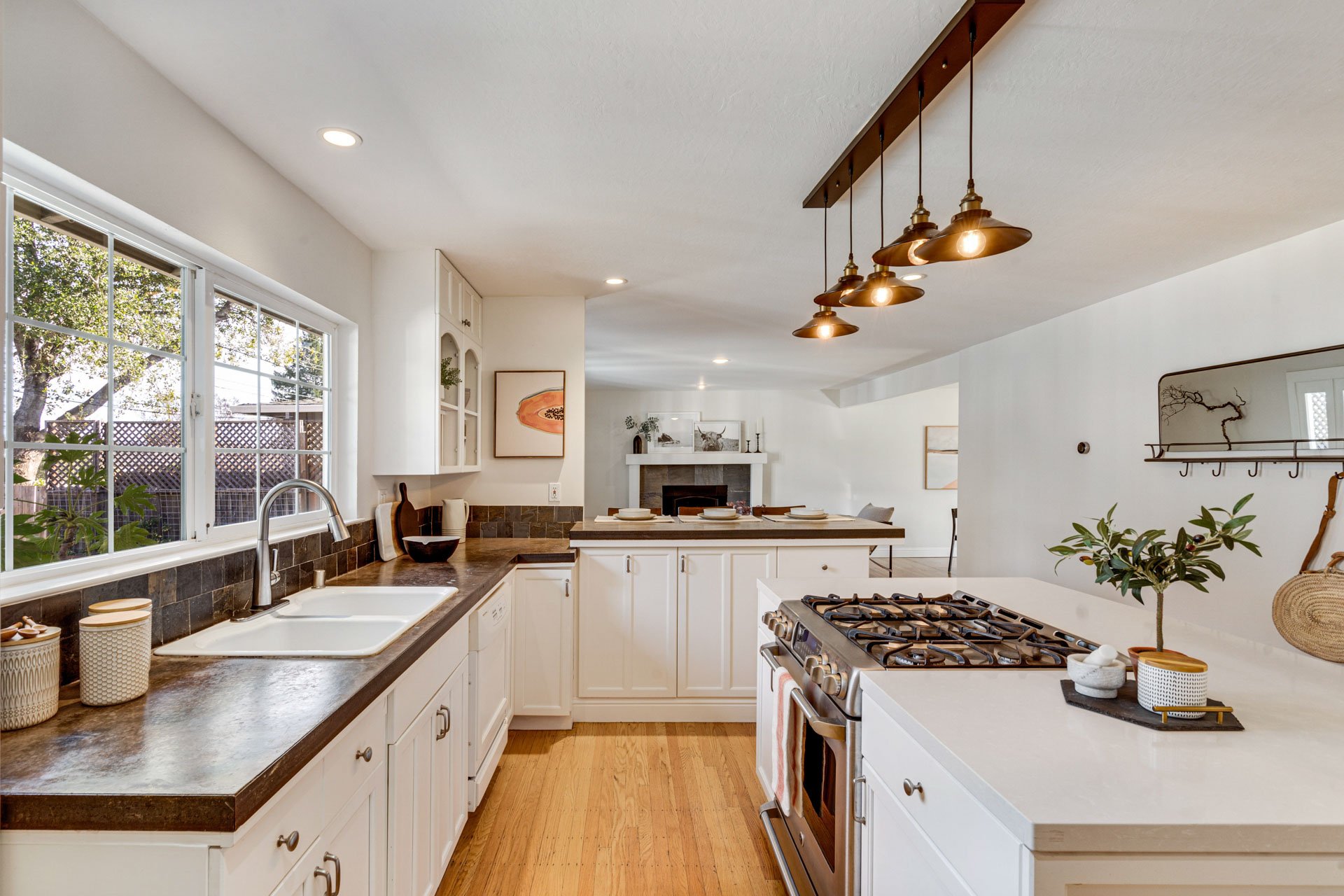 21_Napa-Valley_Luxury-Home_Sothebys_June-2025.jpg