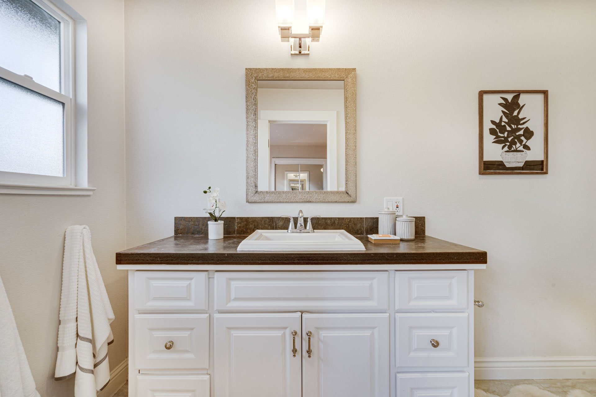 25_Napa-Valley_Luxury-Home_Sothebys_June-2025.jpg