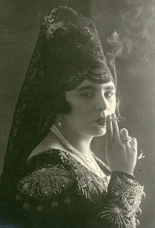 Besanzoni as Carmen