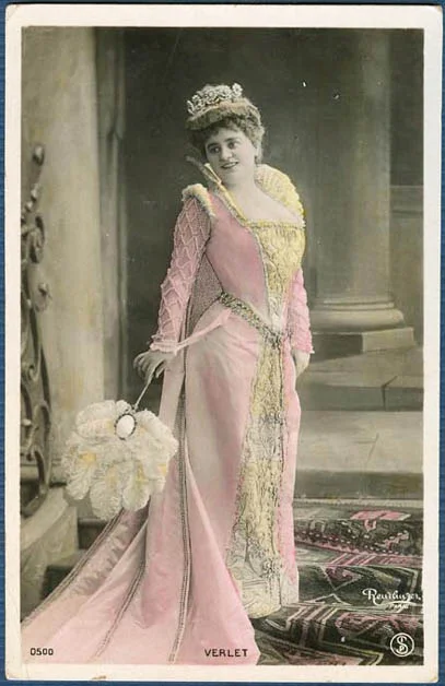 Verlet - Reutlinger postcard portrait