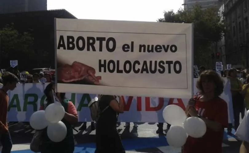 Chile_2017_March_for_Life_sign_810_500_55_s_c1.jpg
