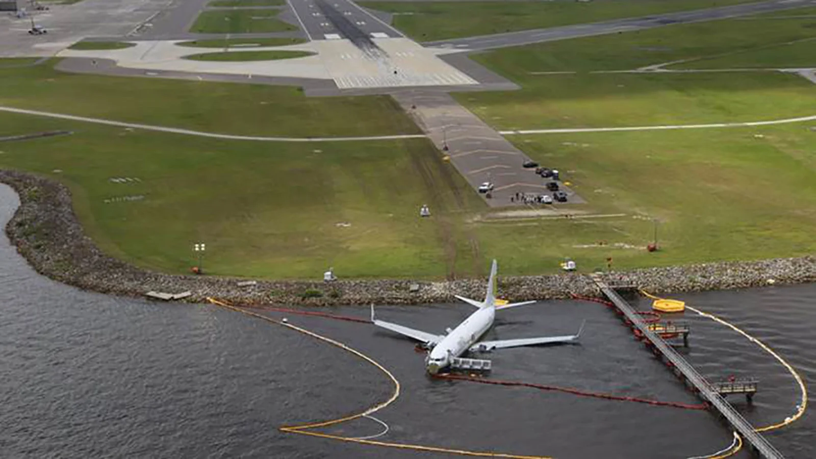 5285513_050419-cc-ntsb-aerial-fla-plane-img.jpg