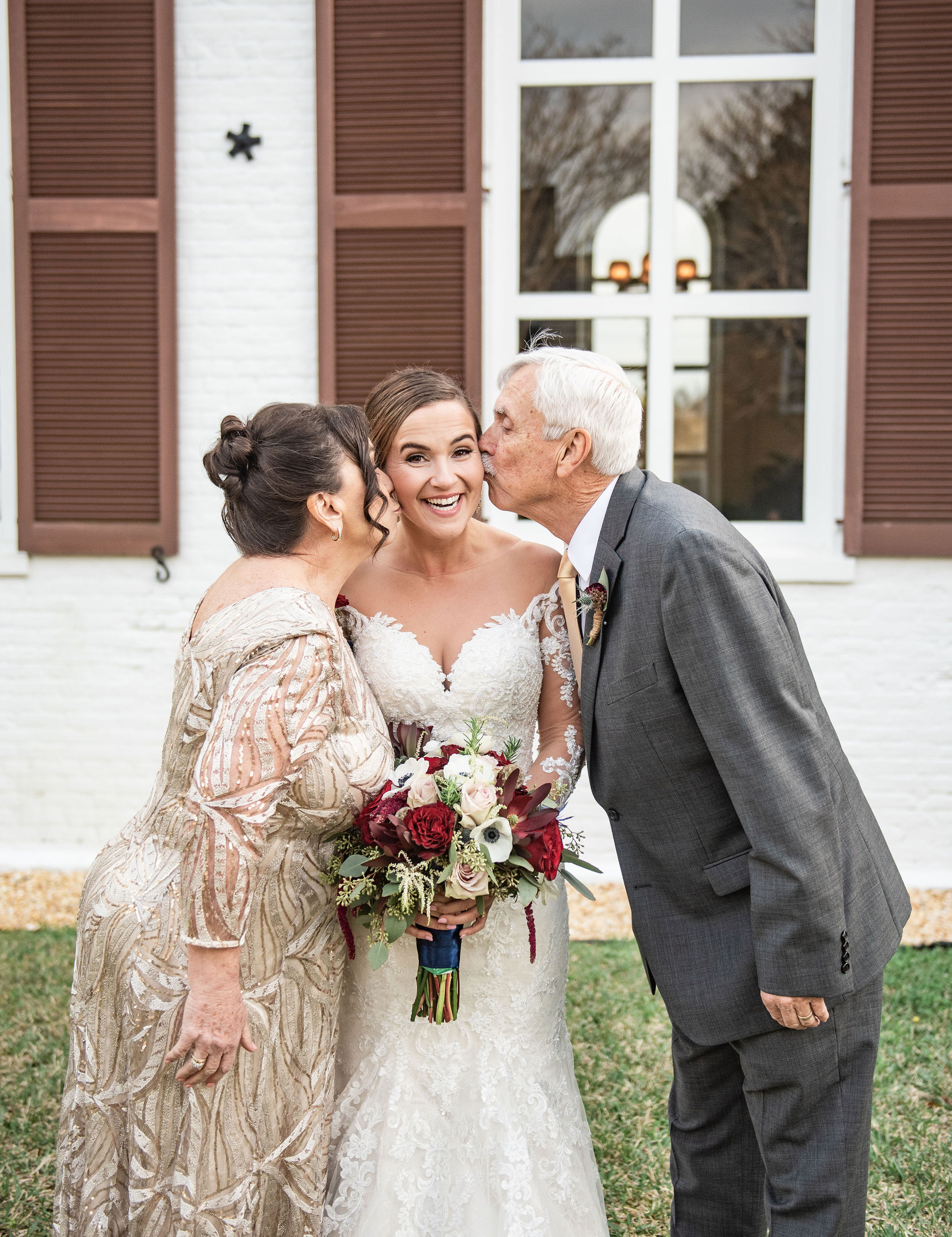 pensacola florida wedding dress.jpg