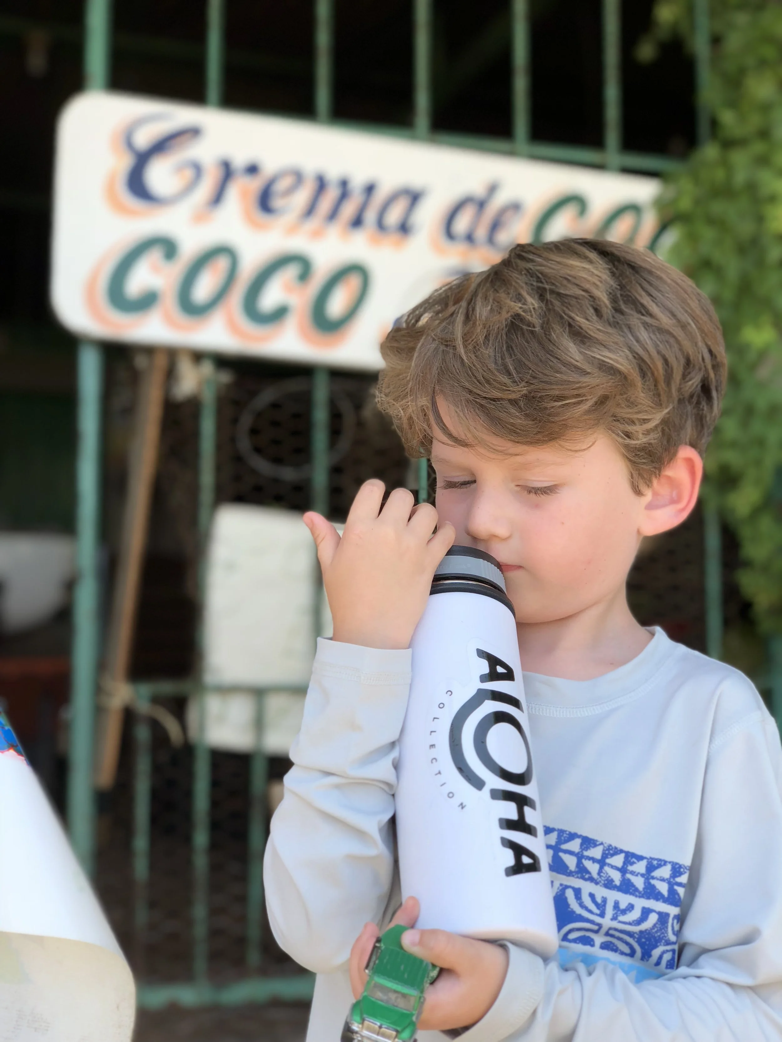 Anderson enjoyed our mid afternoon mission to top off our supply of fresh coconut cream.