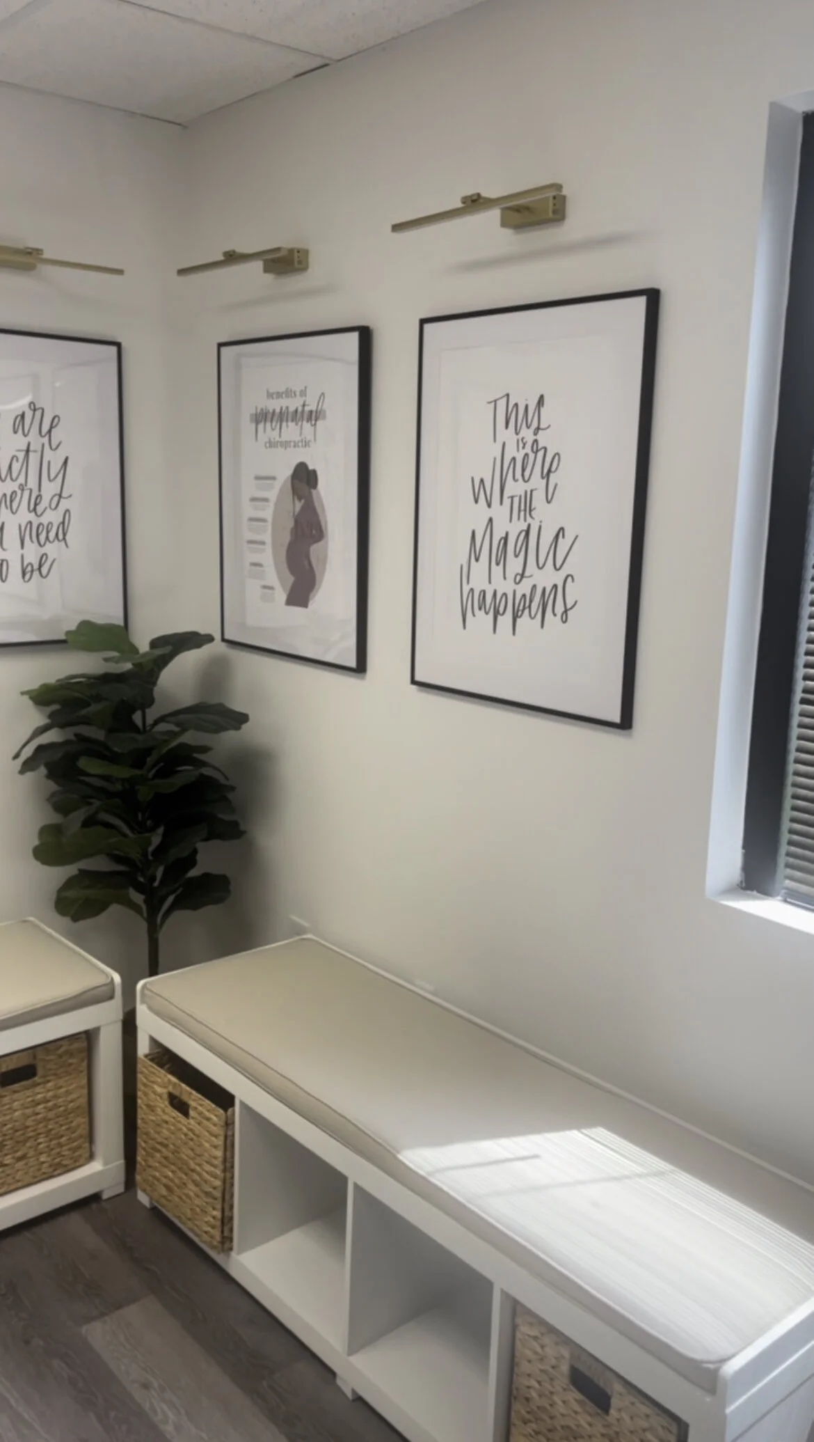 FB083B1E-6E56-4C64-89A2-9EC4235EFA59