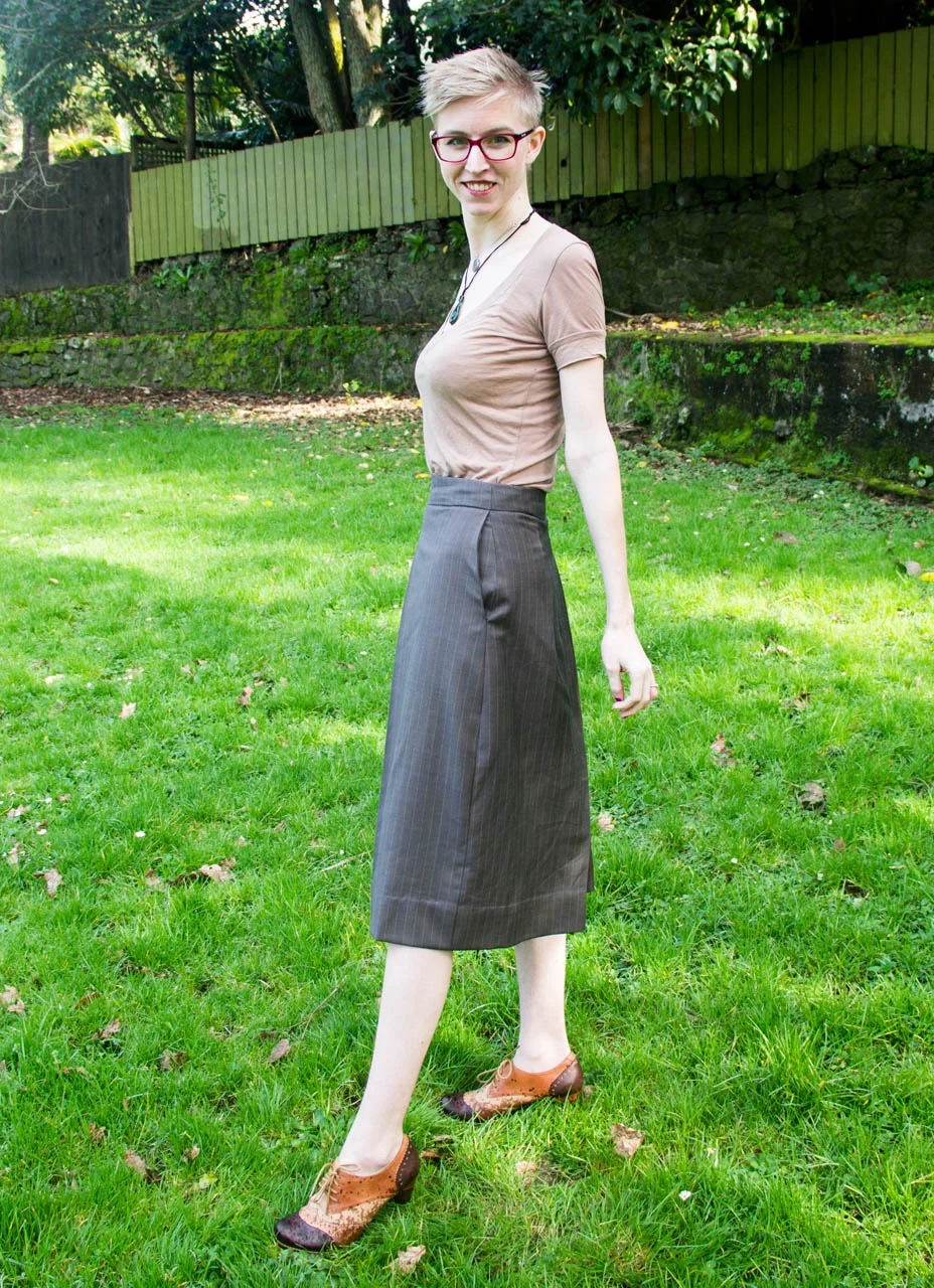 (please ignore the water spots on my poor shoes... I fight an uphill battle with the rain!)