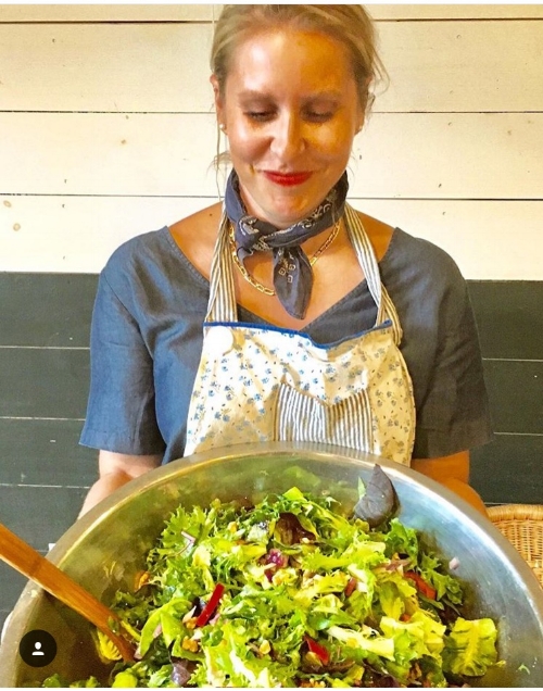 salad modeling and photo courtesy of @margiedillenburg