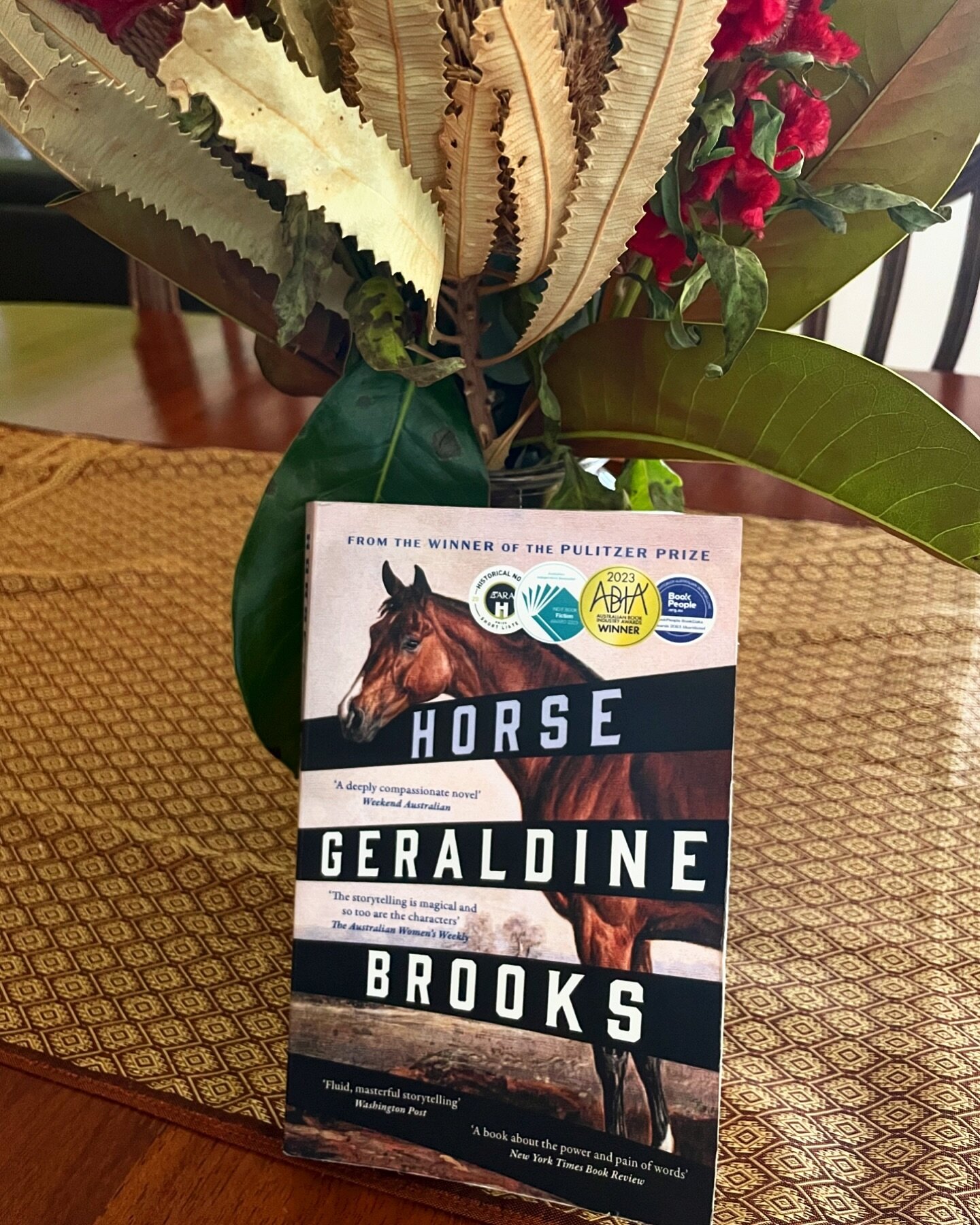 Geraldine Brooks tells two stories in parallel. 

One is the story of possibly the most famous horse in US horse racing history, Lexington, whose skeleton lay forgotten in an attic at the Smithsonian, simply labelled &lsquo;horse.&rsquo; The story ta