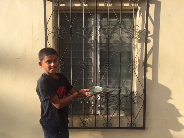 Jesper with glass Honduras .jpg