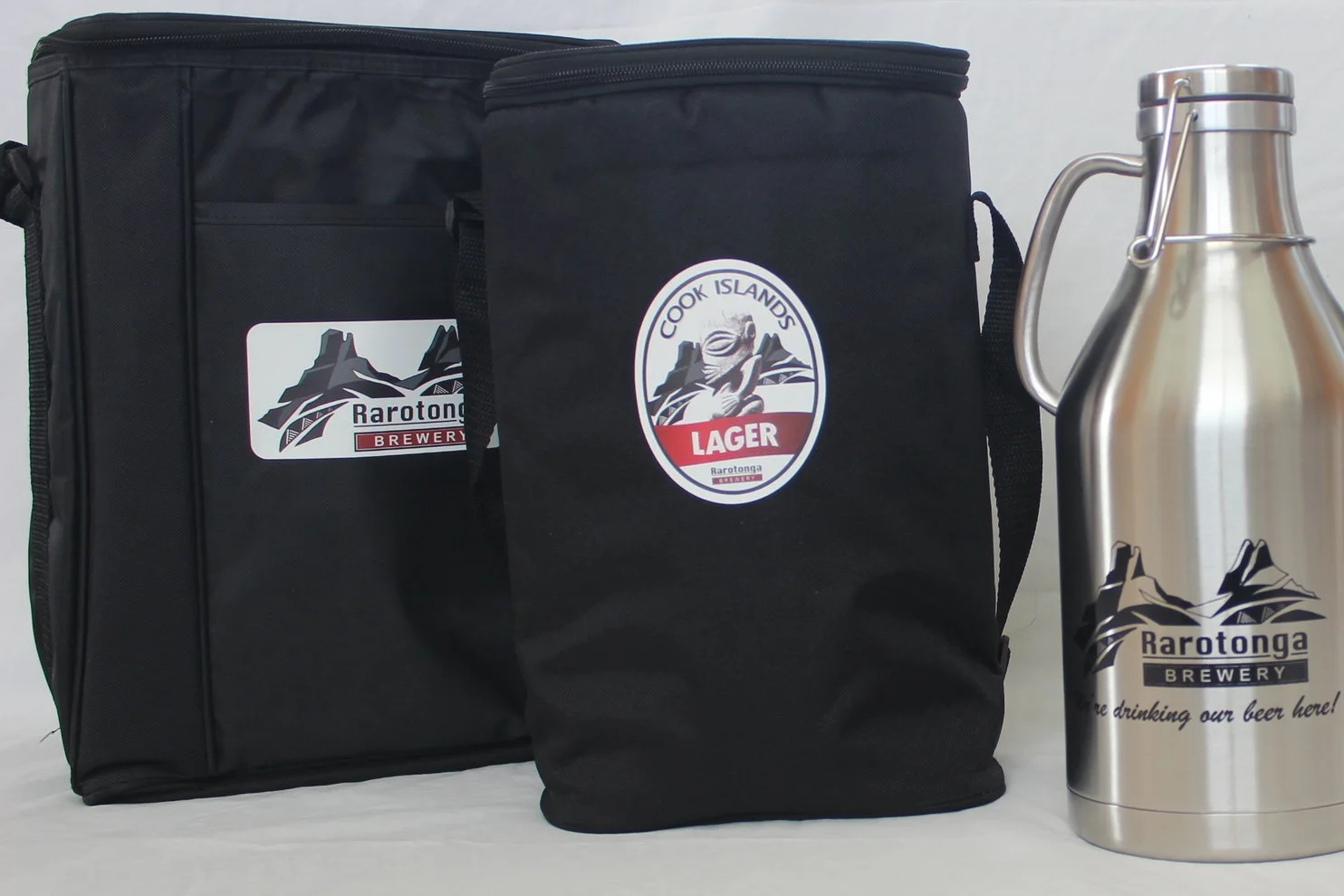 Cooler Bags Heading out for a day at the beach? These insulated cooler bags will keep your beers cold on the hottest of days here in Rarotonga