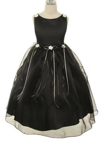 Girls dress No. 149_14.jpg