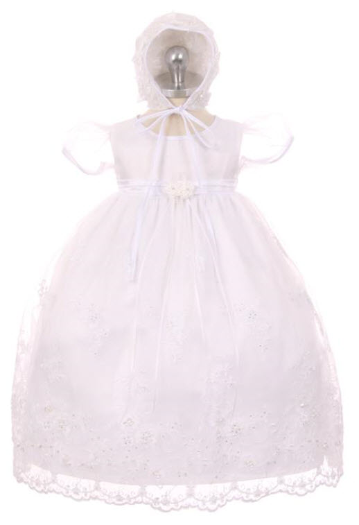 370 Christening gown 01.jpg