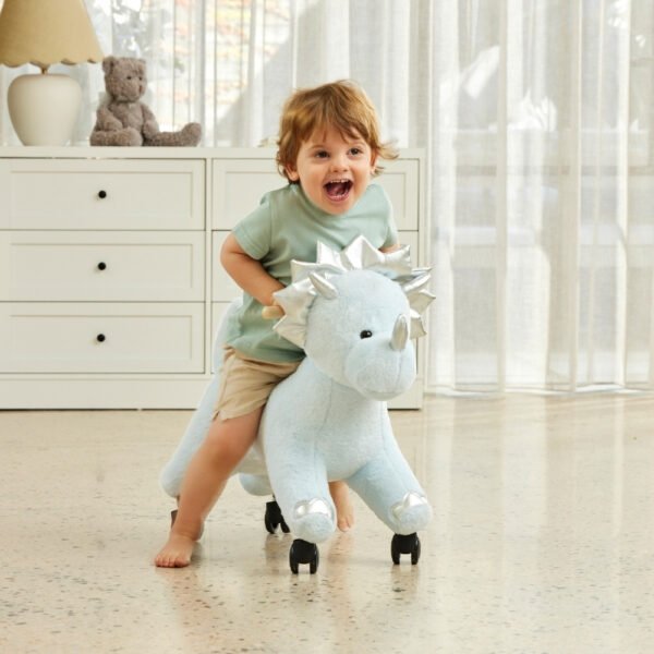kids-roller-dinosaur-ride-on-toy-blue-lifestyle-1-TLRC230-600x600.jpg