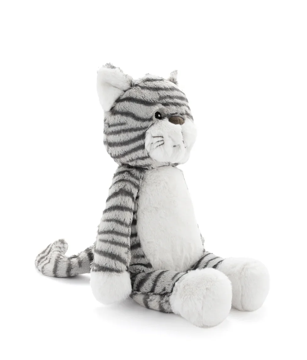 chloe-the-cat-nanahuchy-1153156585.webp
