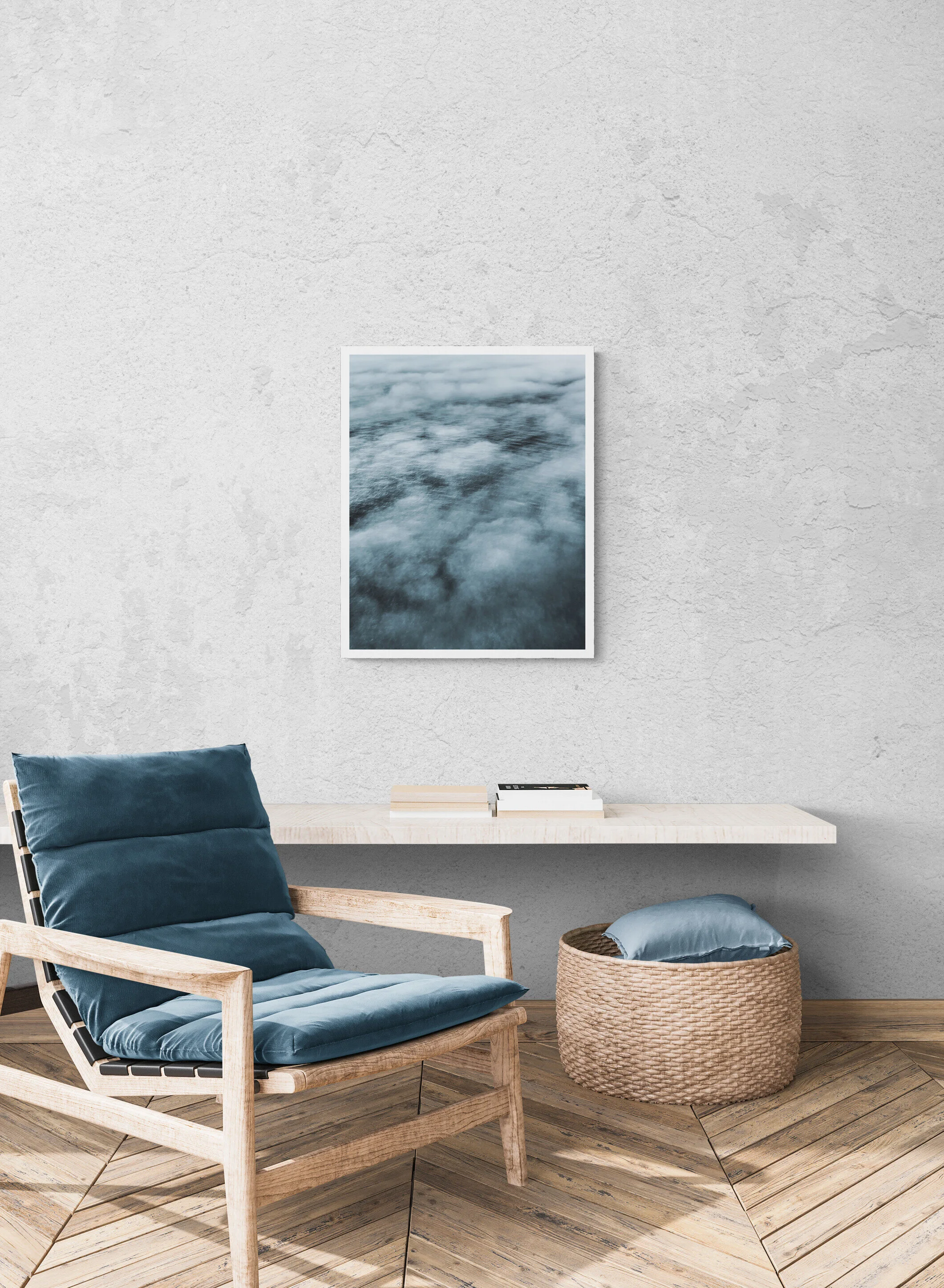 Cozy_room_with_armchair_and_wall_shelf (4).jpg