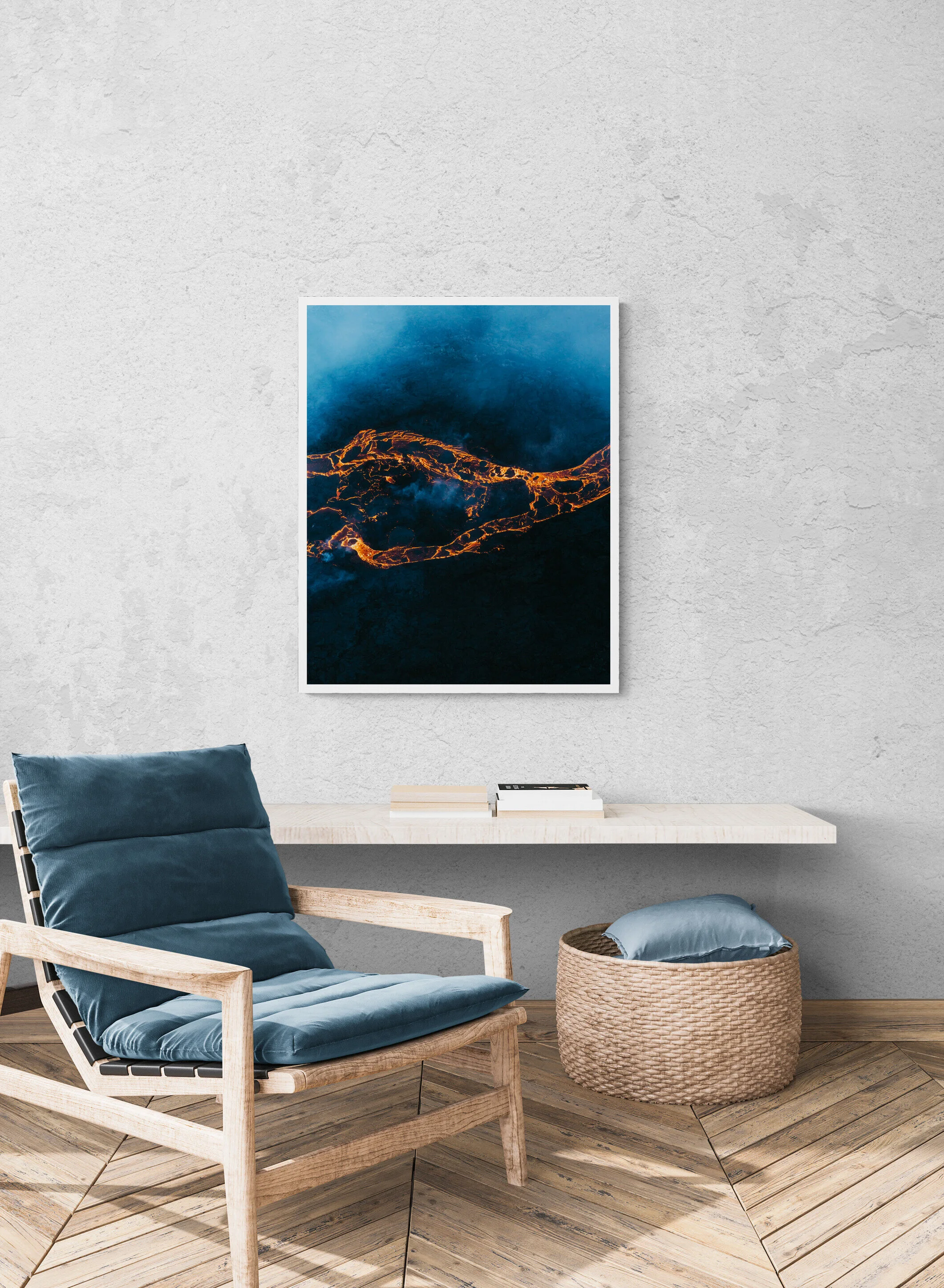 Cozy_room_with_armchair_and_wall_shelf (10).jpg