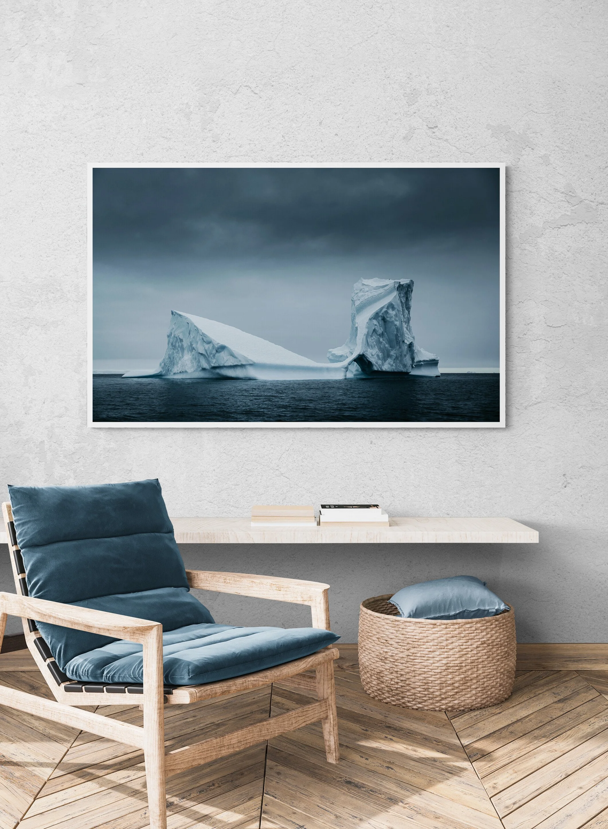 Cozy_room_with_armchair_and_wall_shelf-12.jpg