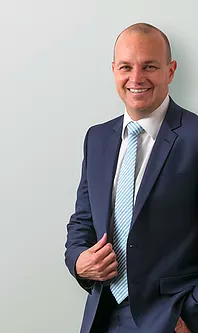tim_foot_realar_augmented_realestate.png