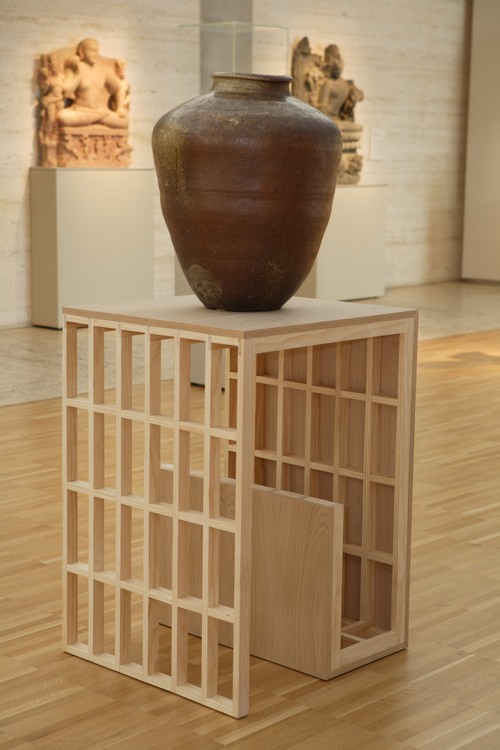 Pedestal for Large Jar (Edo Period 1615-1868) Kimbell Art Museum 