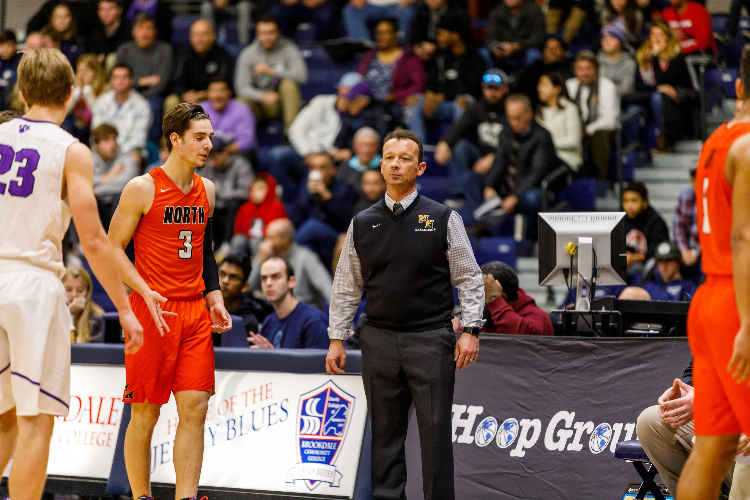 Sports_RFH_v_North_HoopGroupShowcase_PO-34.jpg