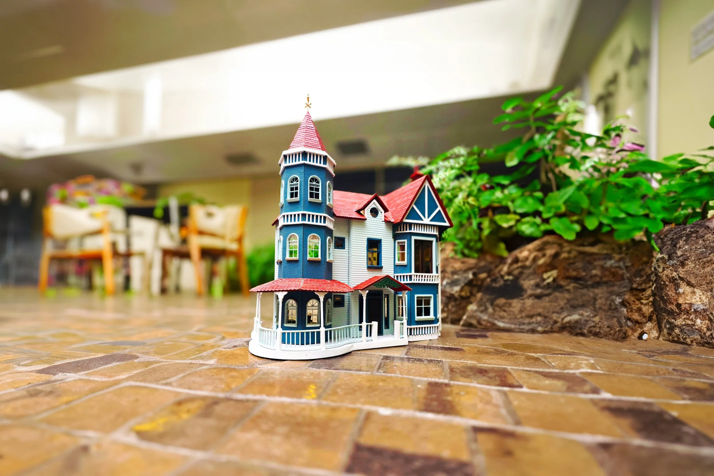 Dollhouse Workshop: Small Scale. Big impact.