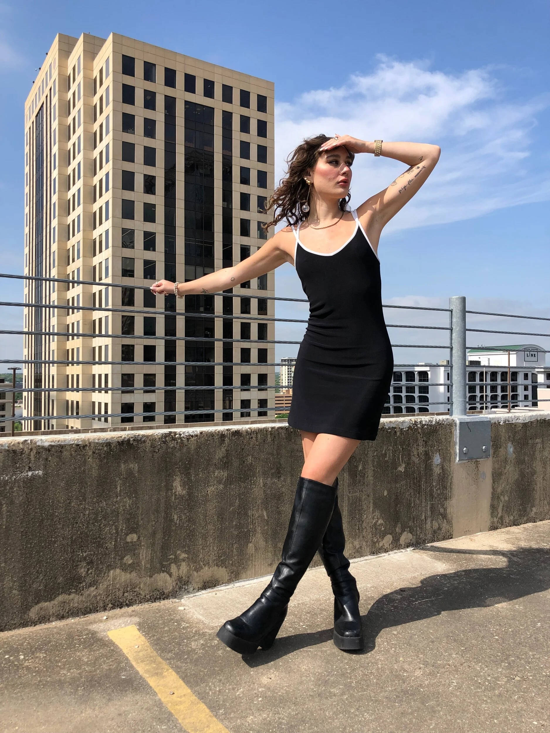 0C423F94-8707-4E7C-AC13-B442CBACA75F