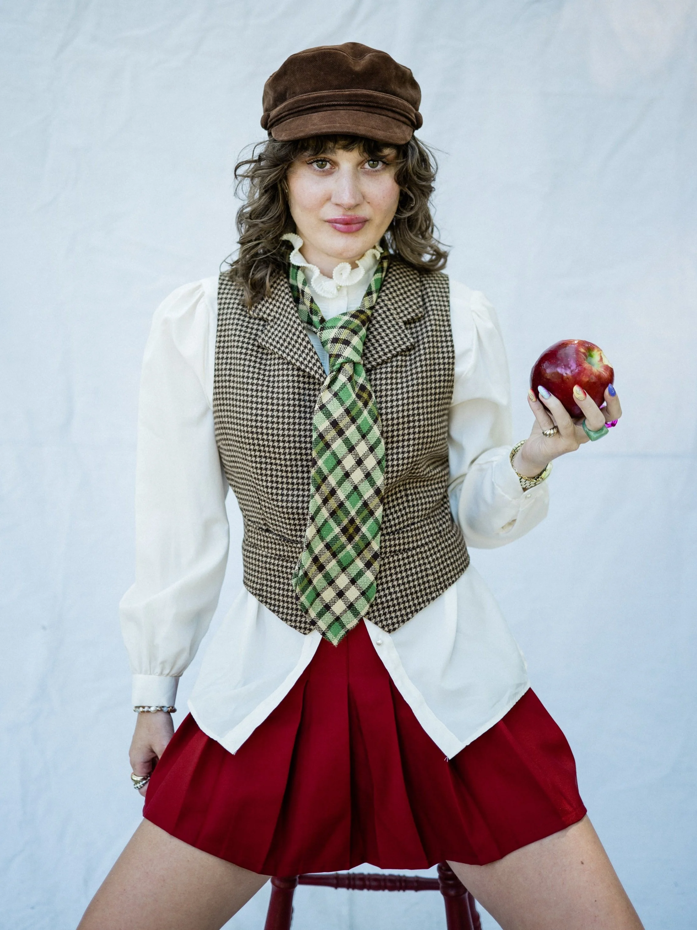WebhighRes_RyliePlaidTie_221003_003.jpg