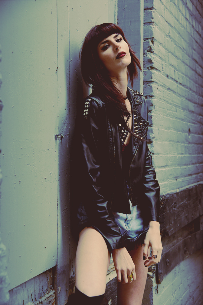 Raissa Dorothea Grunge Shoot 226.jpg