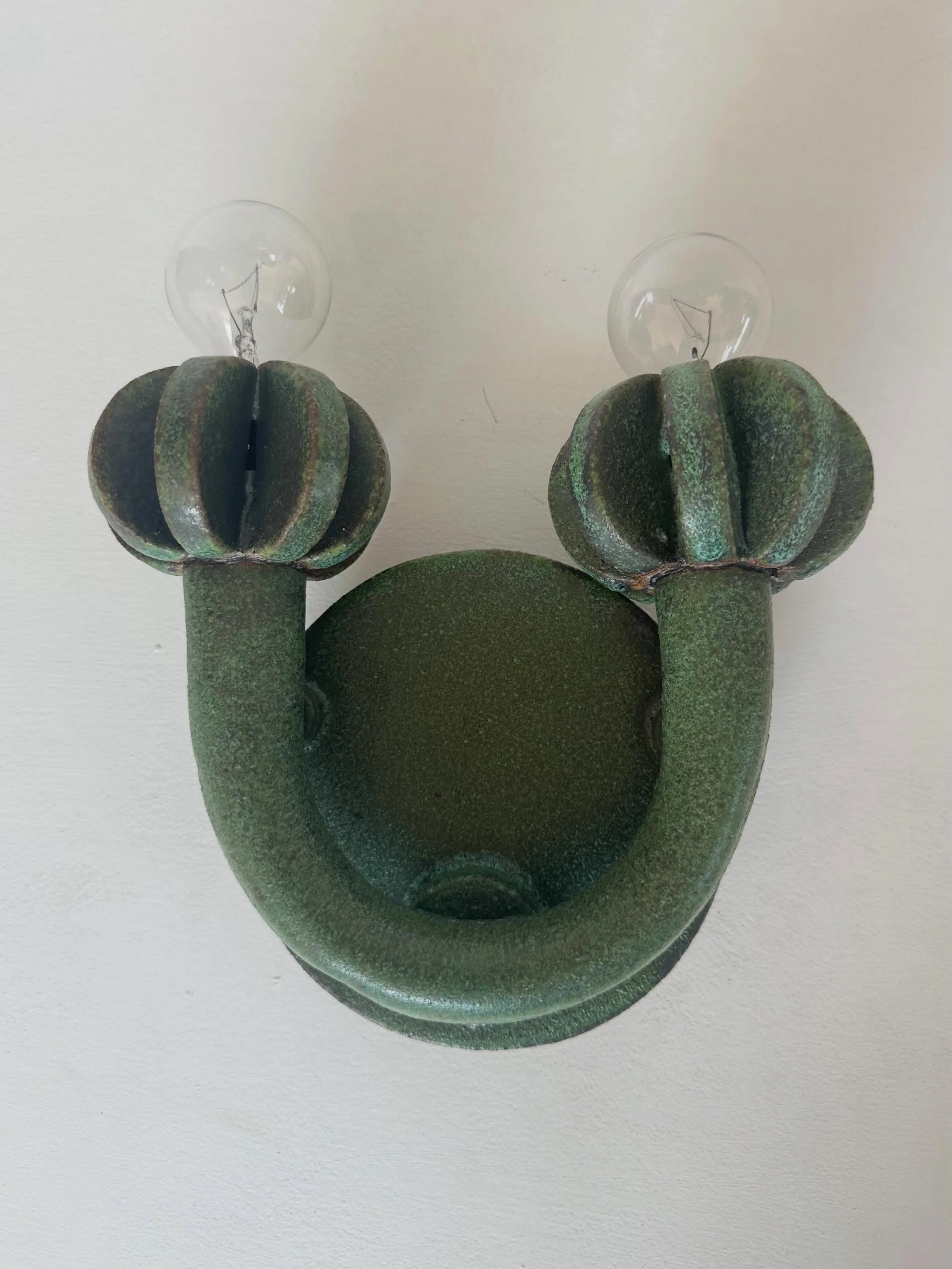 New sconces are up on the web-shop.  Reach out if you need additional quantities or other glazes that are listed and we can sort out a custom order for you. 💡🌷💡🌷