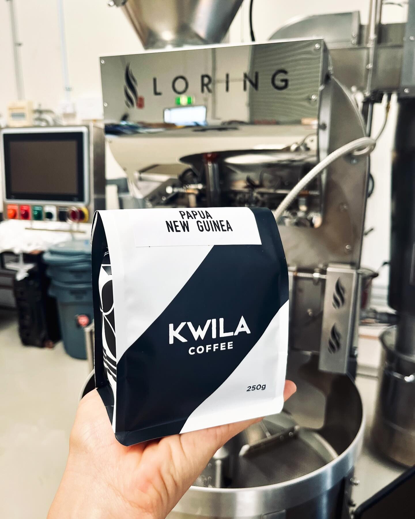 🔥 First batches now roasting on our Loring S15 Falcon 
Look forward to sharing more of this space with you soon !

.
.
.
#smallbatch #coffeeroasters #bundjalung #kwilacoffee #pngcoffee