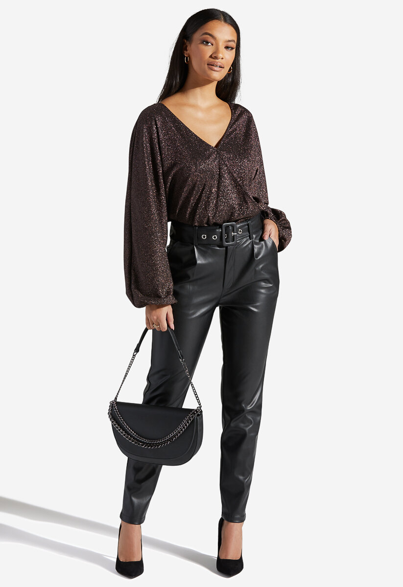 BELTED-FAUX-LEATHER-PANTS-PT2045969-0001_E_MODEL-original.jpg