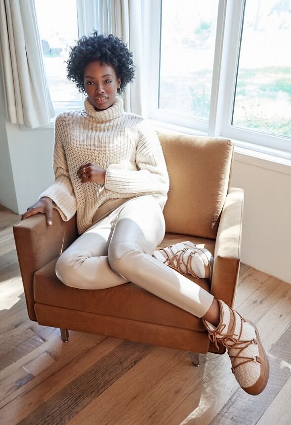 December Showroom | JustFab