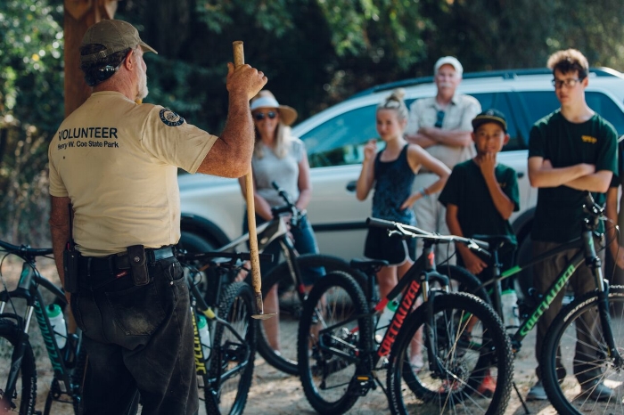 Henry Coe State Park Rangers share trail tips and demos on how to dig the earth in the most eco-friendly ways. Photo Credits: Beth Welliver