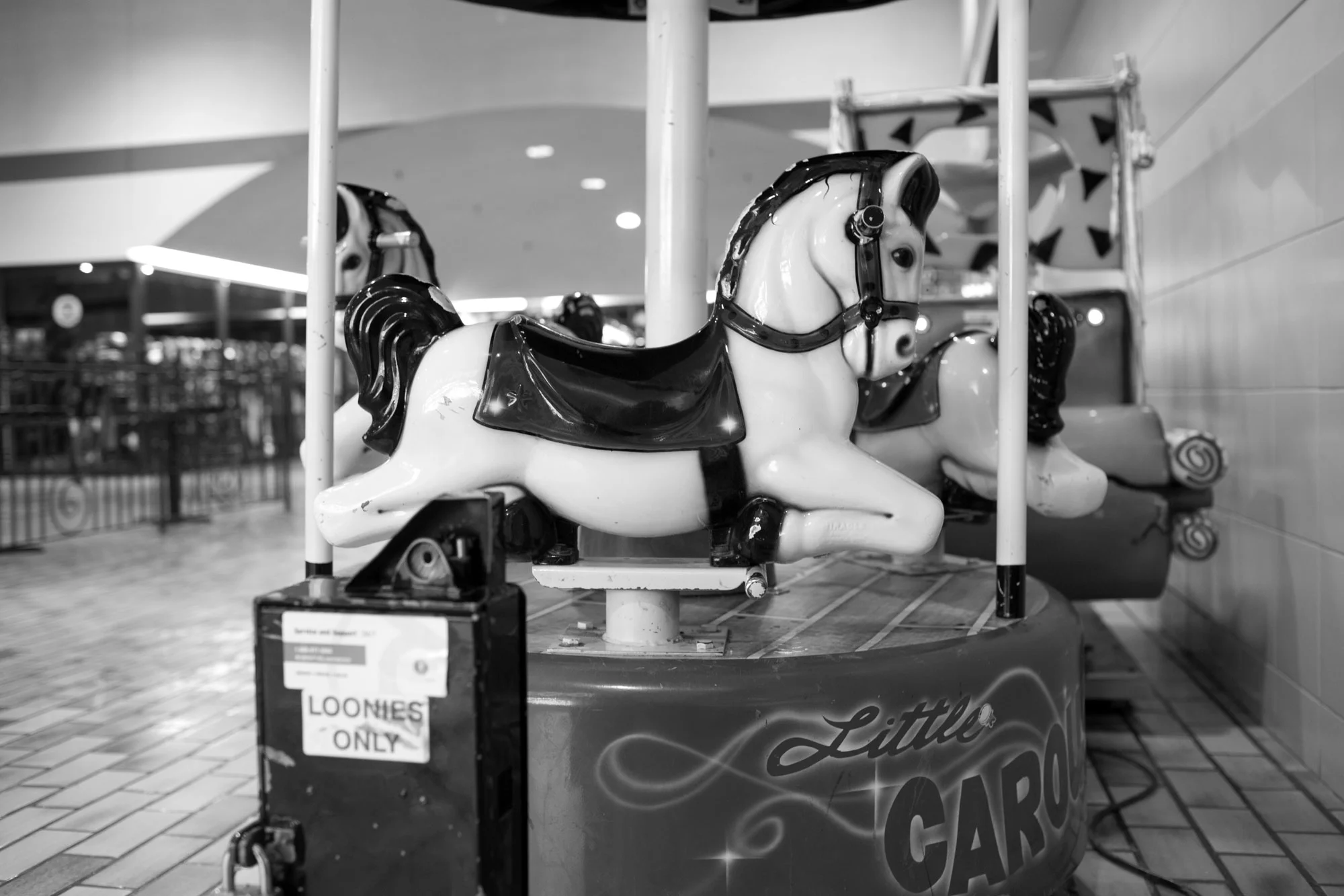 West-End-Phoenix-Feb2018-Galleria-Mall-Jeff-Harris-13.jpg