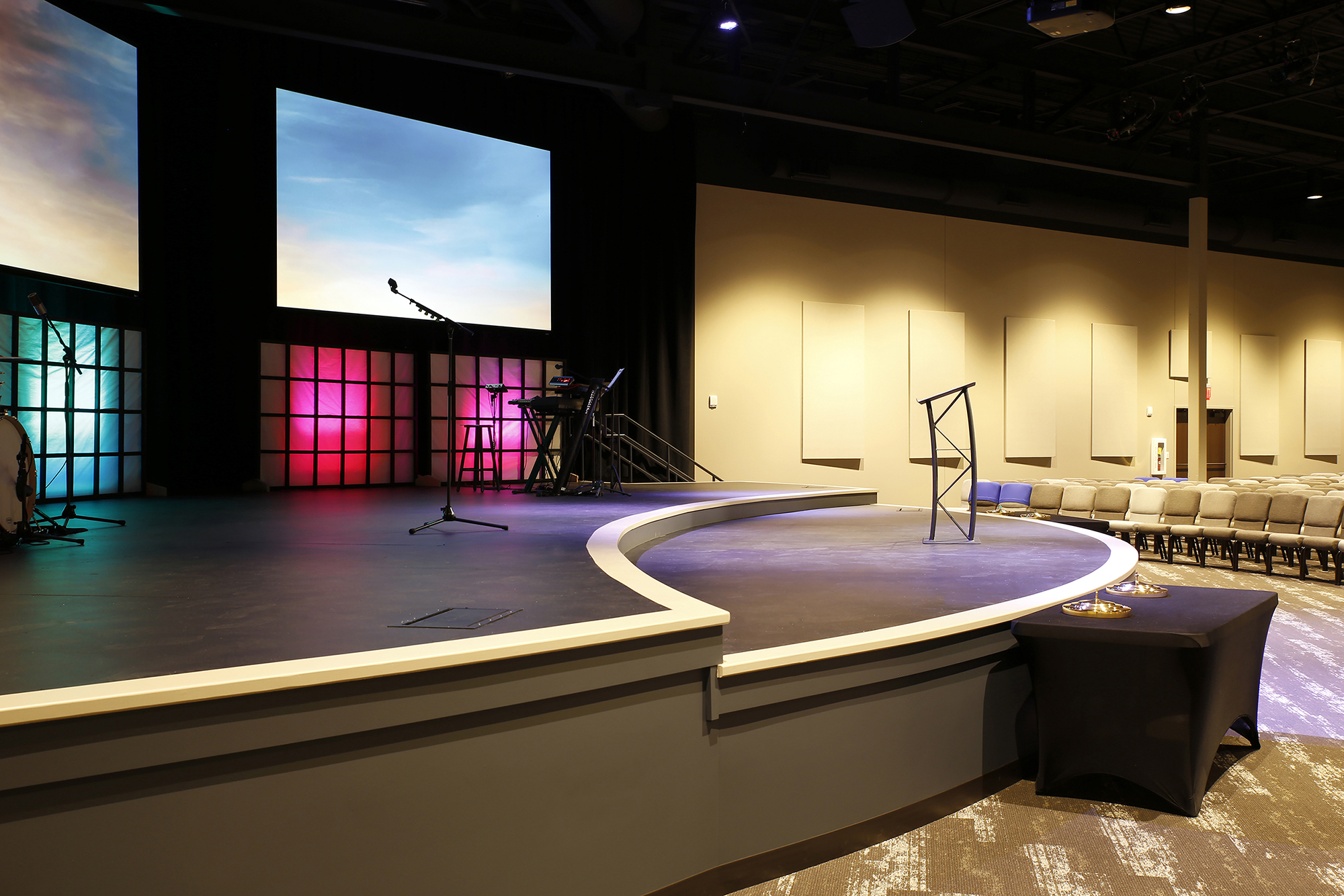 B-Crossroads-Church_3199-12x8.jpg
