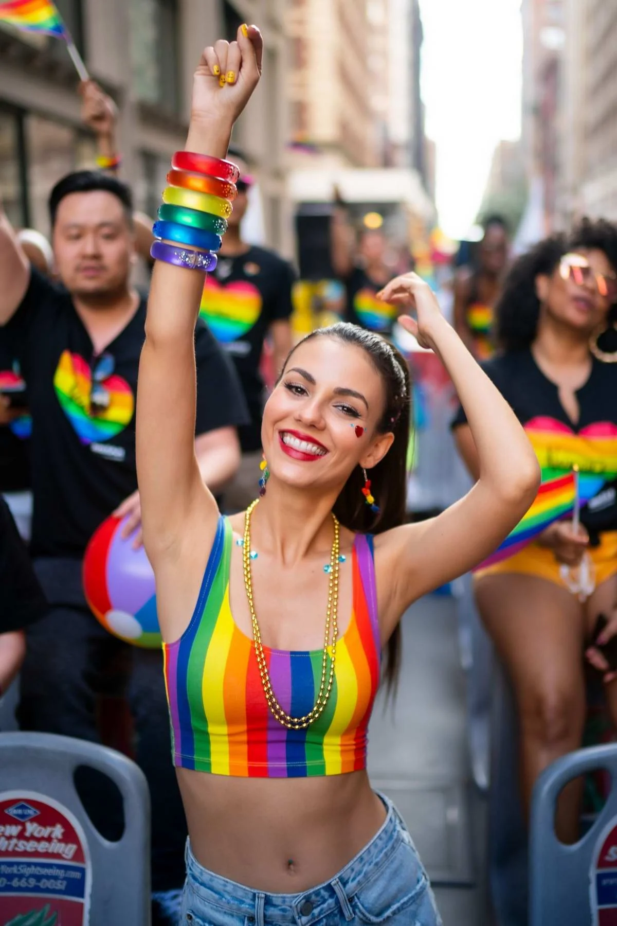 victoria-justice-attends-the-worldpride-nyc-2019-march-in-new-york-city-300619_4.jpg