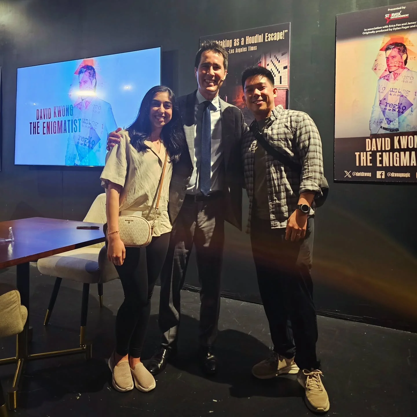 Had the absolute pleasure of meeting the brilliant @davidkwong &mdash; crossword wizard, master magician, and all-around inspiration. 🧩✨ Huge thanks for the magic and the mind games!

📸 With my partner-in-everything @ashnahaji 💕 sharing clips from