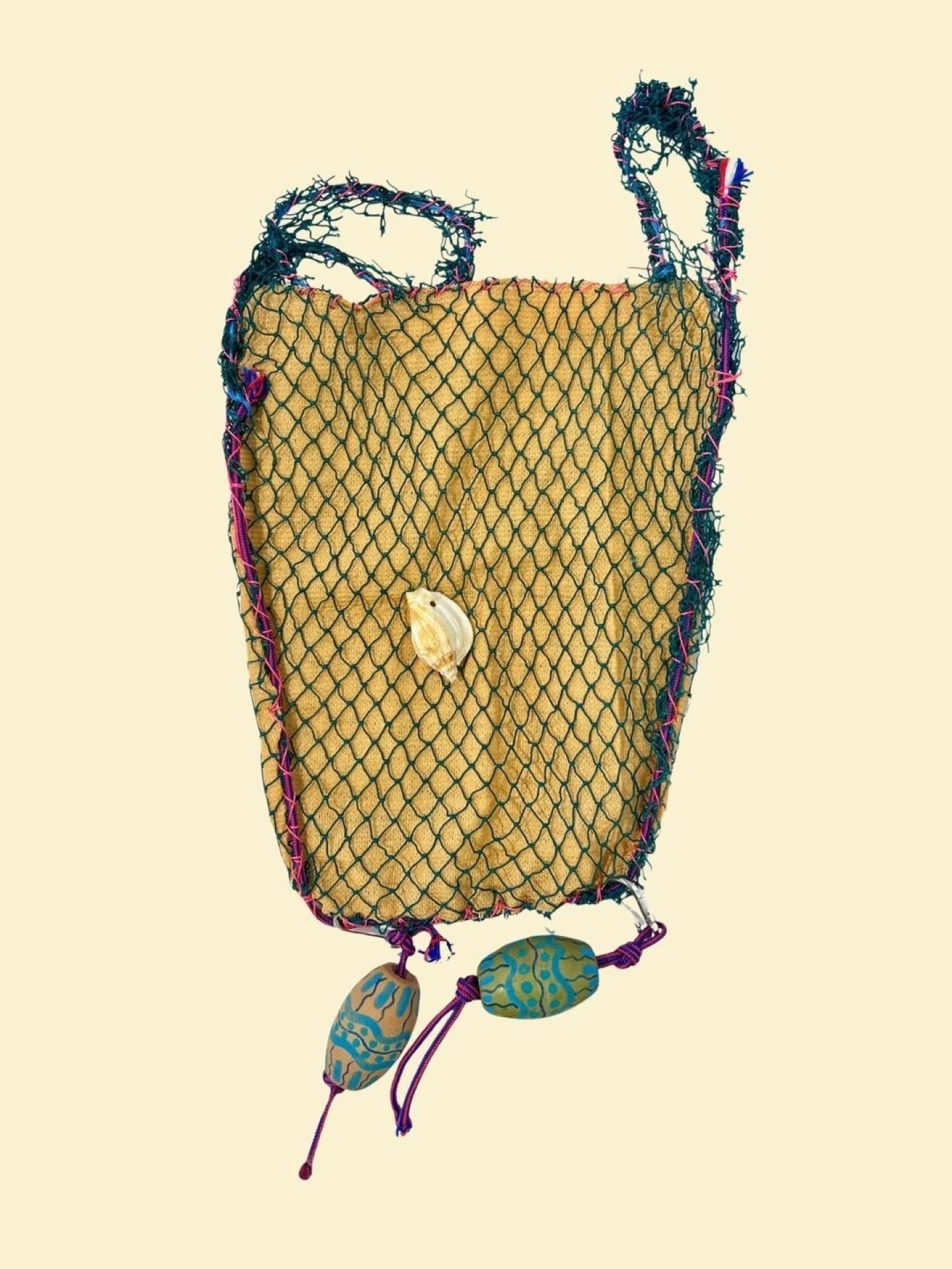 ARTWORK SPOTLIGHT: Fishing Bag by Collette Gray (Gugada)
📍Arts Ceduna
🎨 Painter, fibre artist

Now showing in WATER STORIES at Yitpi Yartapuultiku until 16 March 2026.
Water Stories highlights the interconnection between people and the environment,