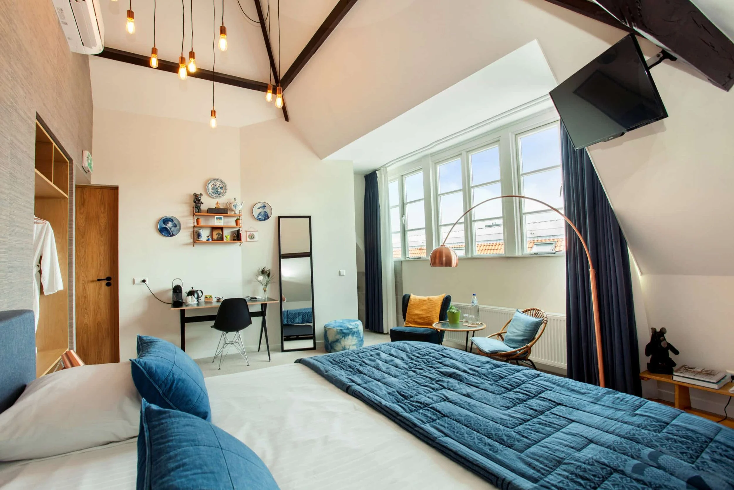 La-Paulowna_Indigo-room-4-scaled.jpg