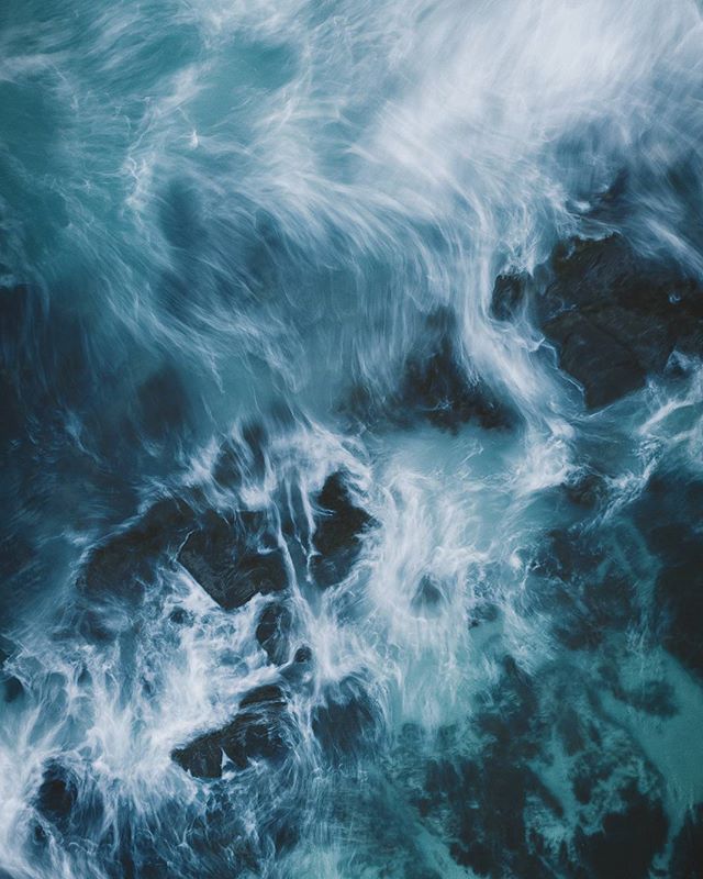 Listening to the crashing waves is the purest form of mind therapy for me. What's yours ? 🙏

#fromwhereidrone #artofvisuals #thisweekoninstagram #wildernessculture #passionforlife
,
,
,
#main_vision #mountainstones #ourplanetdaily #greatnorthcollect