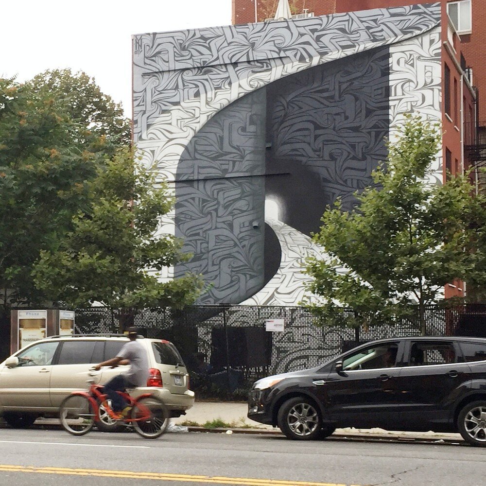 New York 📍Modelled after the famous gates of Tehran University in Iran, French artist Astro's trompe l'oeil mural in central Harlem has inspired passersby as a symbol of a path to light and hope amidst adversity.

Thousands of young people in Iran f