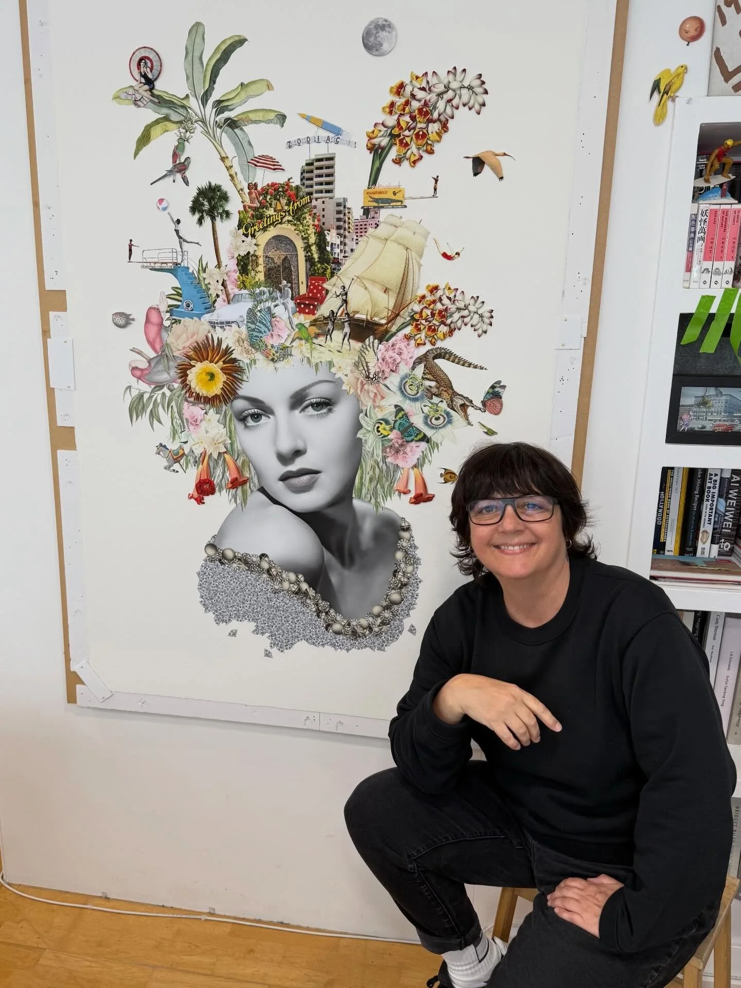 A big thank you to everyone for all your wonderful support this year. Have a fabulous festive holiday and see you in 2026! 🙌👏🏼👏🏼👏🏼🌟.&hellip;&hellip;.That&rsquo;s me in my studio just after completing &lsquo;Maya&rsquo;. X.  #lanaturner #artst