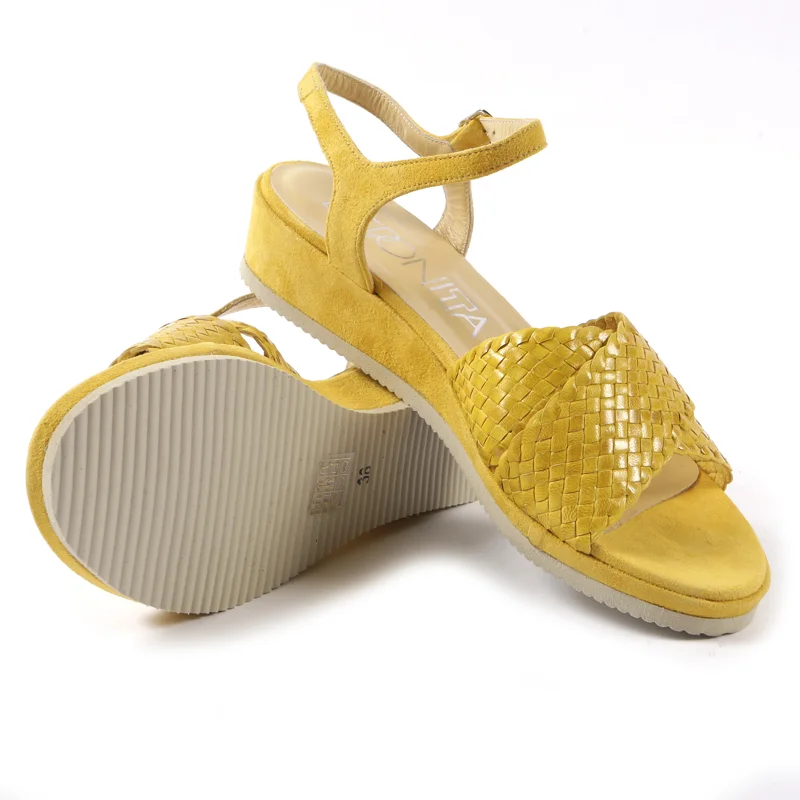 P_Bethnal_Yellow_3.jpg