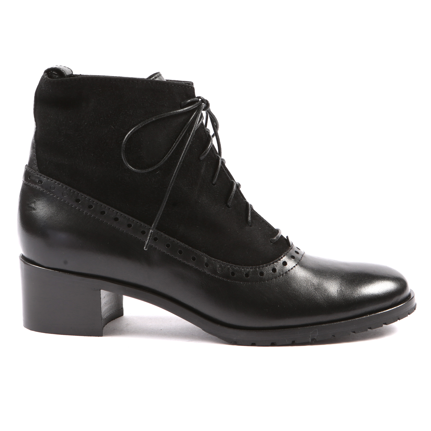 VF Vitt Black1.jpg