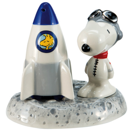 snoopy rocket salt and pepper.png