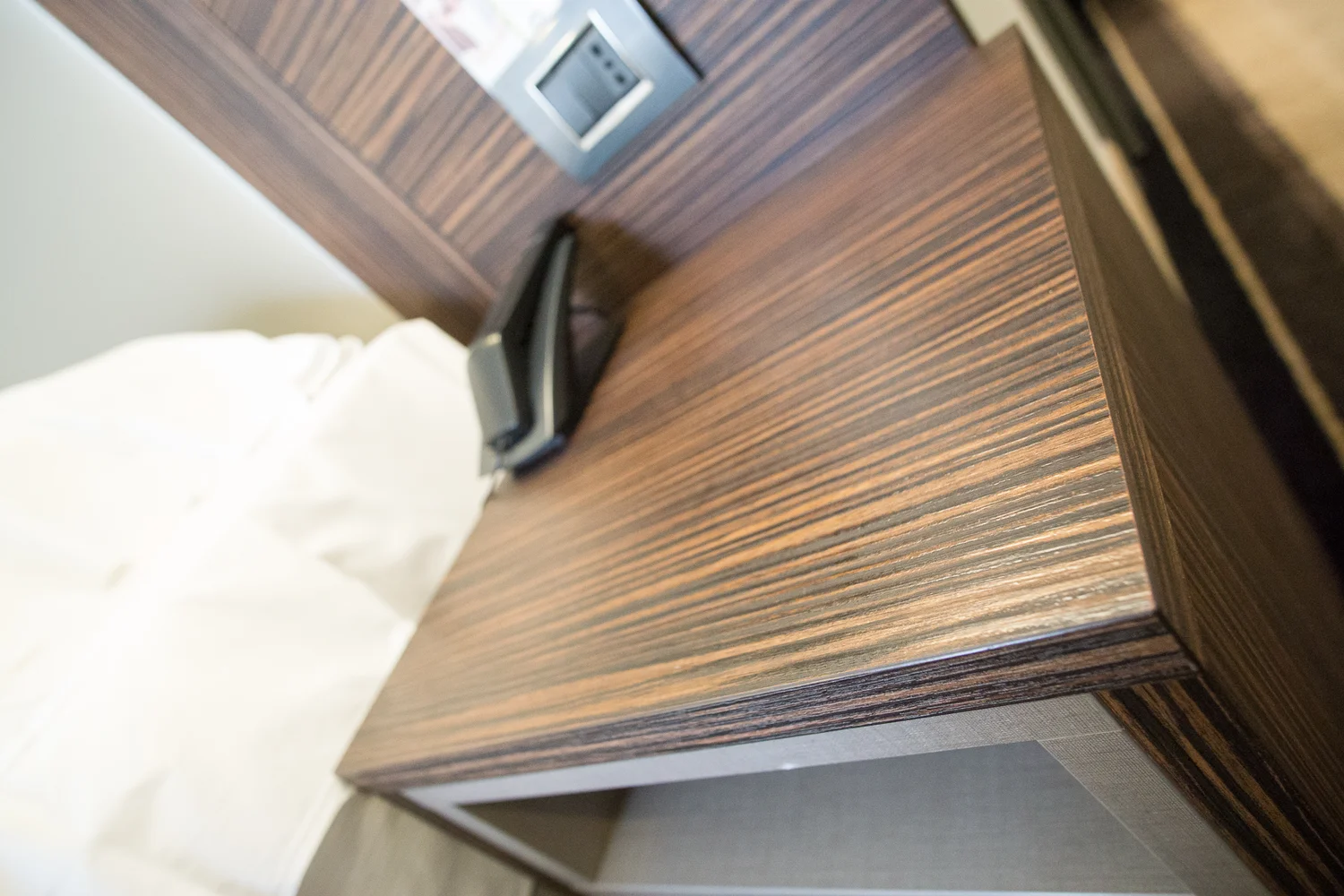 High Pressure Laminate (HPL) — Material Intelligence