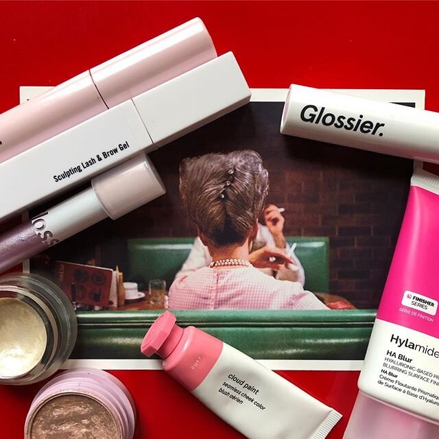 🎀☃️💜 Snow day pinks &amp; purples .
💌 Memphis, c. 1965-68. Photo by William Eggleston. .
.
.
Today was a @glossier heavy day &mdash; getting close to finishing #lashslick and making inroads on Puff ☺️ As always, I have a base of @deciem Hylamide H
