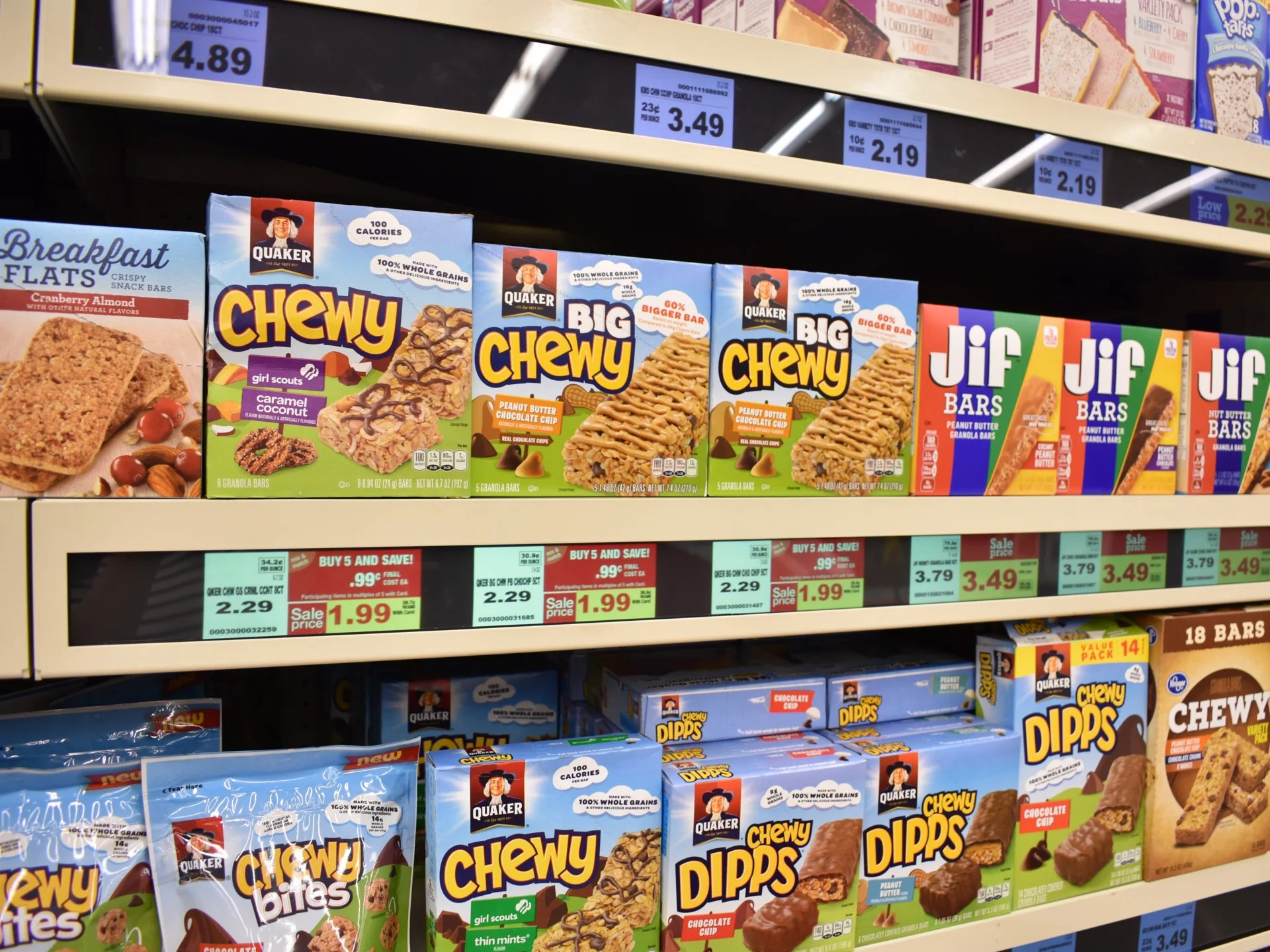 How Kroger Uses Artificial Intelligence (AI) to Innovate